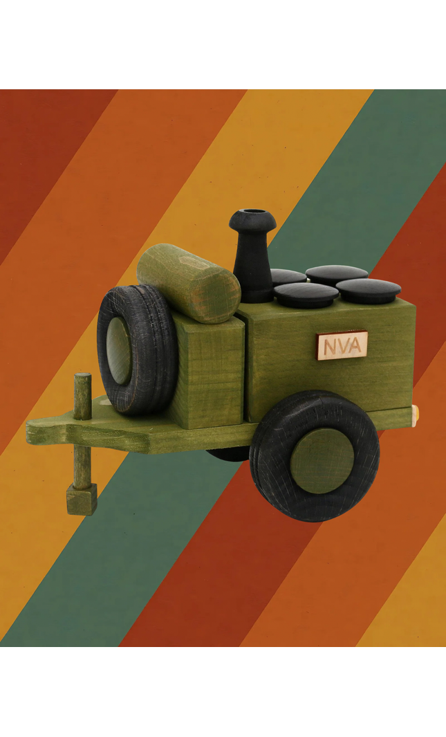 Räucherfigur Gulaschkanone NVA