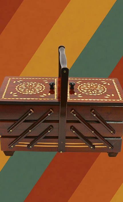 Omas Nähkästchen - Echt Eiche, 7 Fächer & für die Ewigkeit