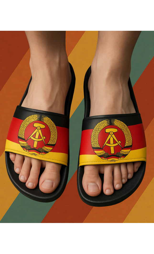 DDR Badelatschen Badeschlappen mit Staatswappen Retro Schuhe