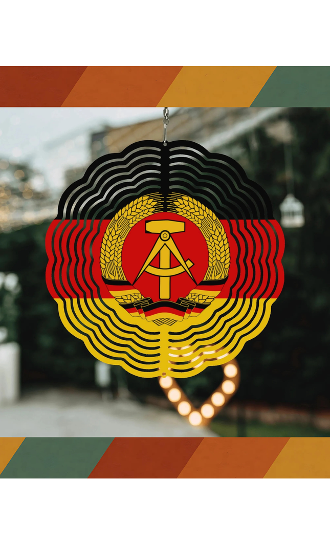 Windspiel Weihnachtsbaum aus Aluminium