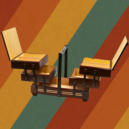 Omas Nähkästchen - Echt Eiche, 7 Fächer & für die Ewigkeit