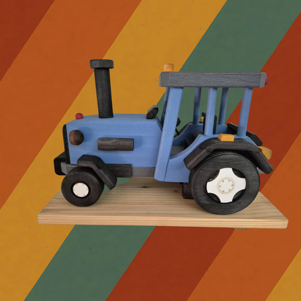 Räuchermann Traktor DDR LPG aus Buchenholz handgefertigt