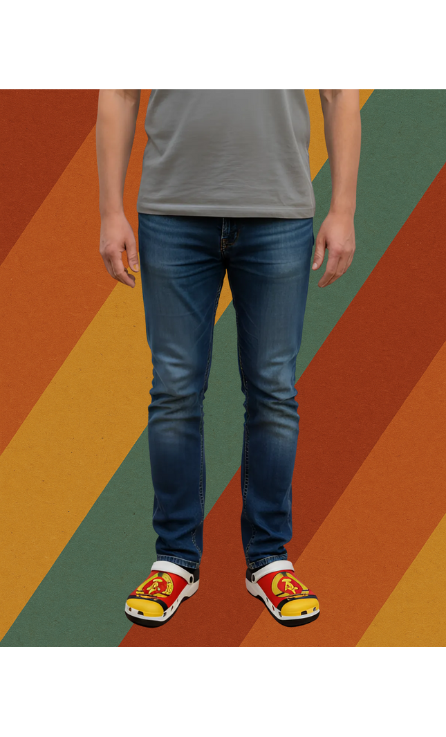 Rutschfeste Gartenschuhe DDR Design mit Fersenriemen