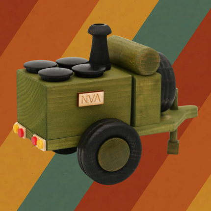 Räucherfigur Gulaschkanone NVA