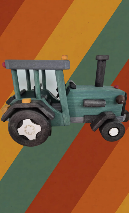 Räuchermann Traktor DDR LPG aus Buchenholz handgefertigt